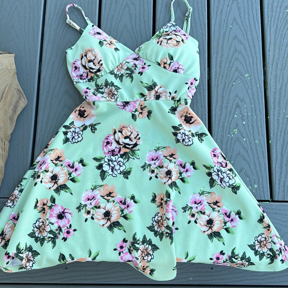 Almost famous- Summer dress size small